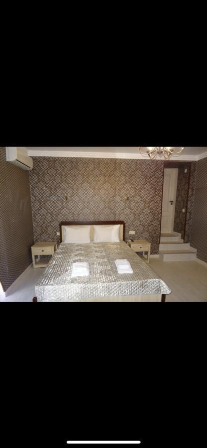 Hotel Old Pitius Pitsoenda Buitenkant foto