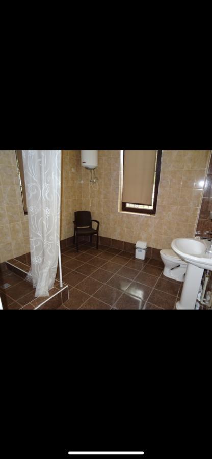 Hotel Old Pitius Pitsoenda Buitenkant foto